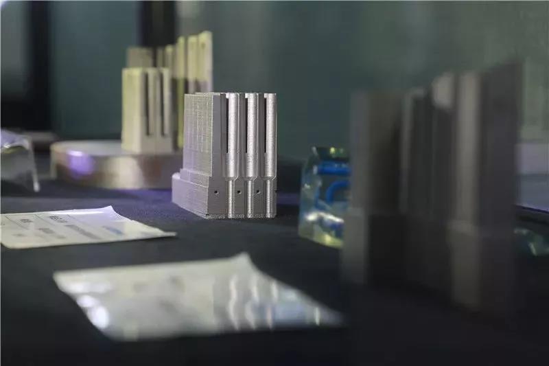 ��Ӯ���ʡ�(�й���)���޹�˾����